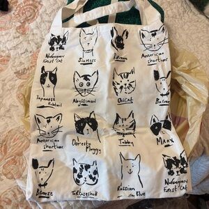World Market “Illustrated Cats” Canvas Tote Bag - 2 inside pockets - NWT